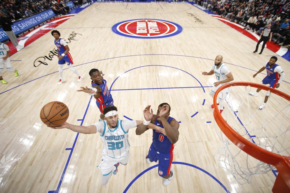 球迷们不妨 球迷们不妨